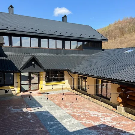Slorung Wellness Hotel Sloboda (Ivano-Frankivsk)