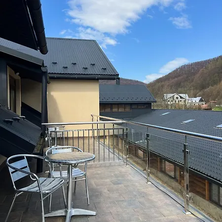 Slorung Wellness Hotel *
