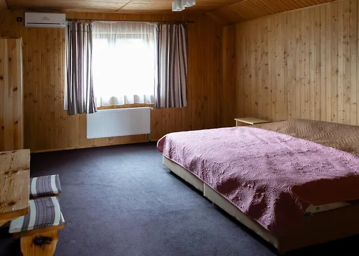 Slorung Wellness Hotel *
