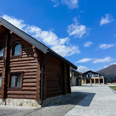 Slorung Wellness 호텔 Sloboda (Ivano-Frankivsk)